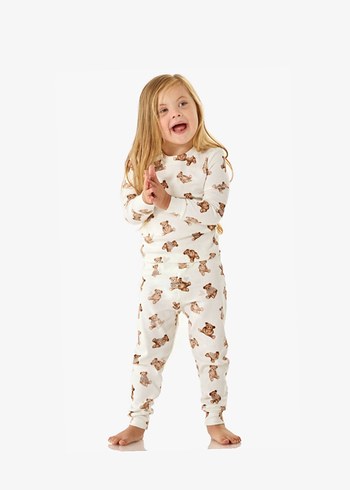 4 Yaş Beden Ayıcık Desenli Çocuk Pijama Takımı