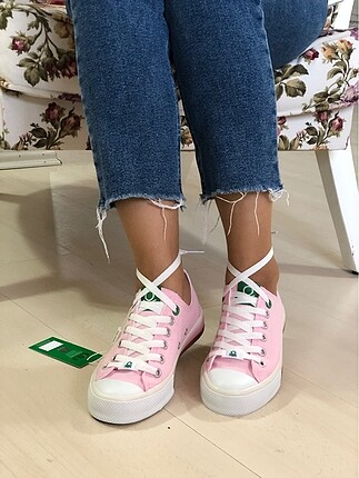 37 Beden pembe Renk Benetton converse