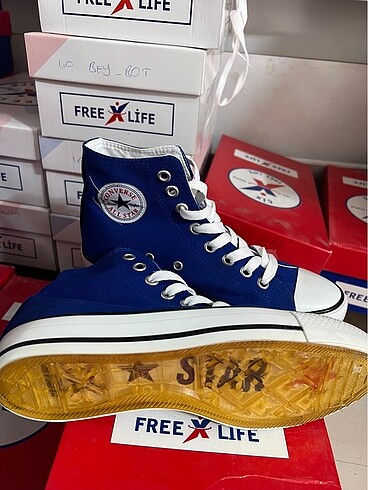 40 Beden mavi Renk Mavi bot boğazlı Converse