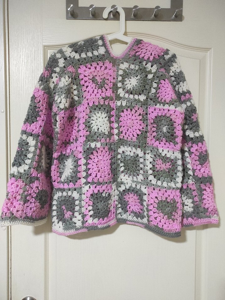 Motifli Hırka - Görsel 2