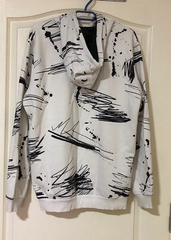 Kapüşonlu Hudi - Görsel 2