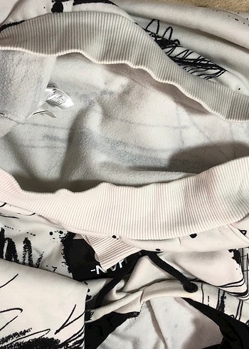 Kapüşonlu Hudi - Görsel 4