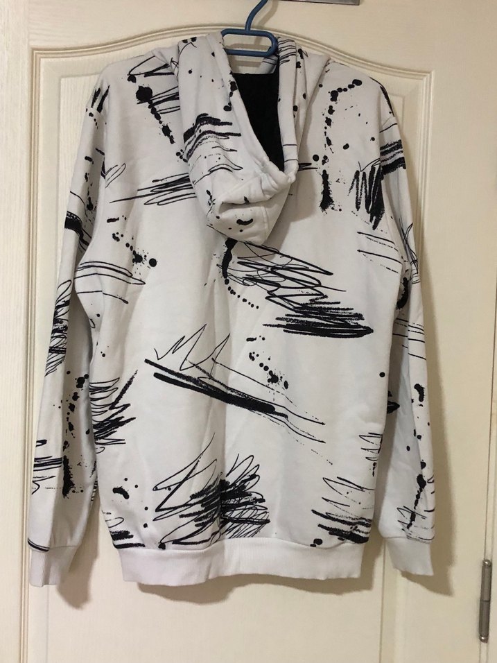 Kapüşonlu Hudi - Görsel 2