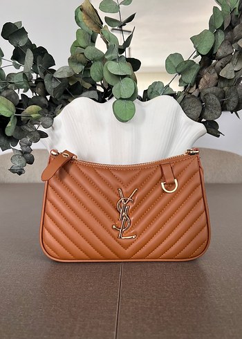Yves Saint Laurent ürünü