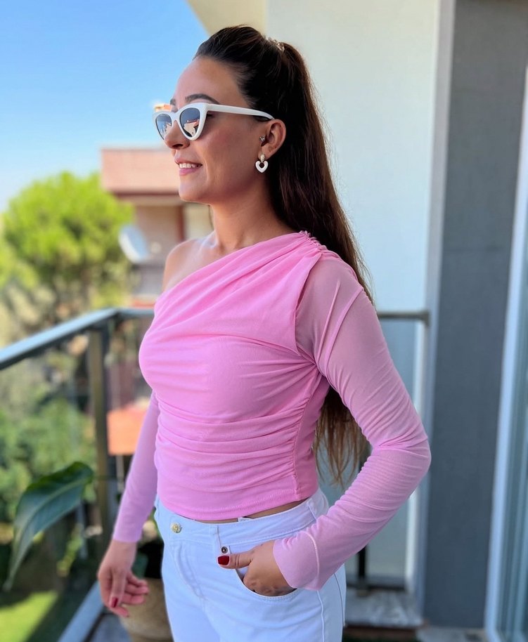 Pembe Tek Omuz Dekolteli Tül Bluz — görsel 2/4