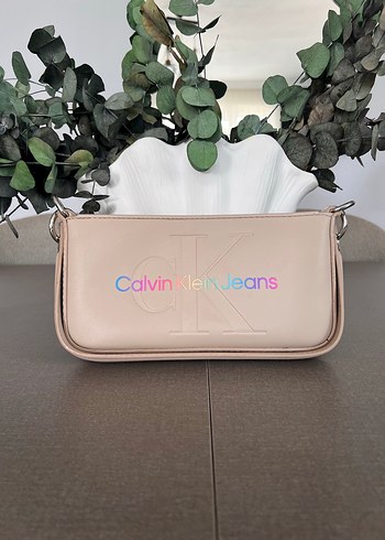 Calvin Klein ürünü