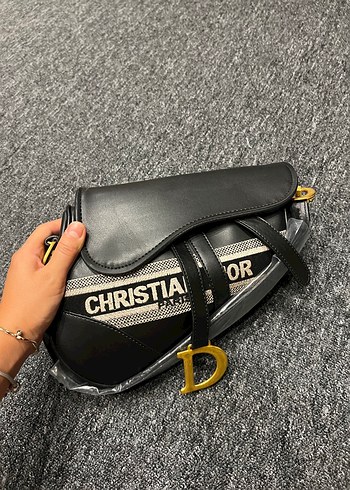 Dior ürünü