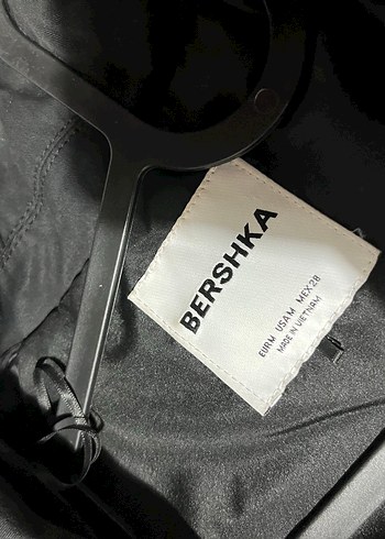 m Beden Bershka kısa trençkot