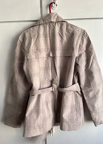 Düğmeli Bej Midi Trençkot - Görsel 3