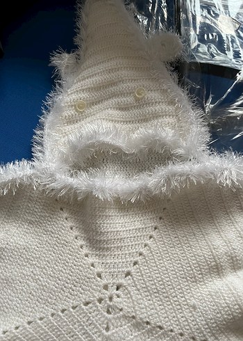 Beyaz Kapüşonlu Bebek Tulumu - Görsel 4