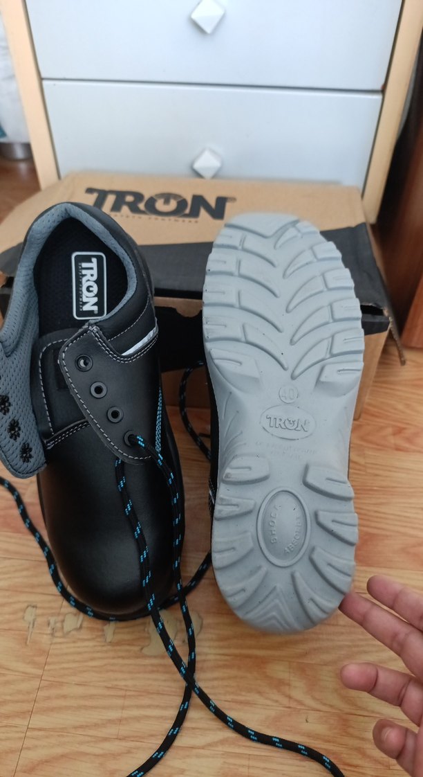 TRON  İl ayakkabısı Siyah Renkli Bağcıklı
40 numara - Görsel 2