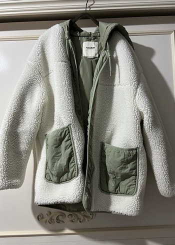 Beyaz Peluş Kapüşonlu mont