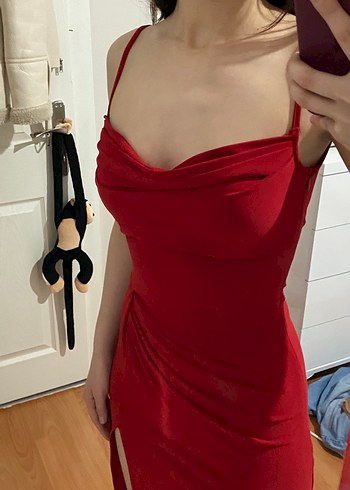 Kırmızı Drapeli Uzun Abiye Elbise - Görsel 4