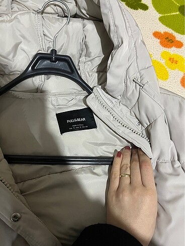 s Beden Pull and bear mont