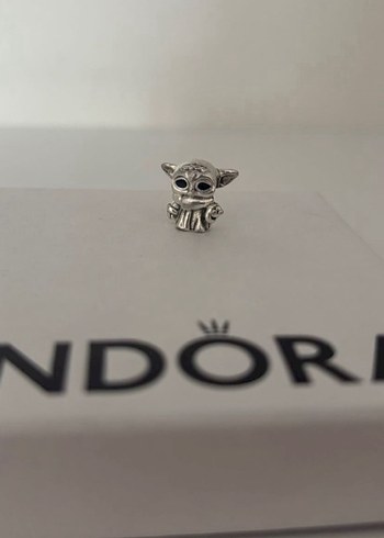 Gri Beaded Gotik Kadın Charm