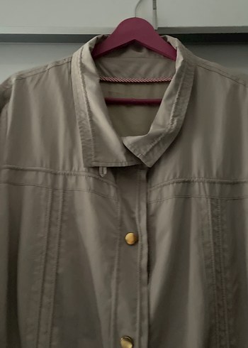 Taş rengi büyük beden yağmurluk - Görsel 3