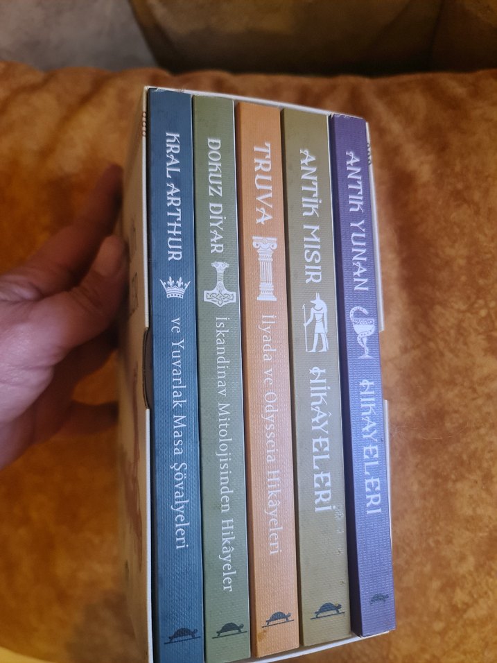 Mitolojik Hikayeler Kitabı kutulu set - Görsel 2
