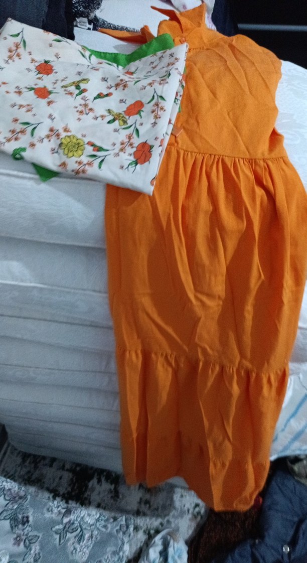 Çiçek Desenli Çok Renkli eşarp  elbise - Görsel 3