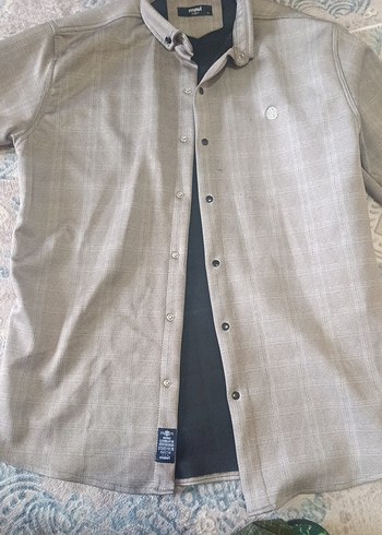 Düğmeli Gri Erkek Gömlek - Görsel 2