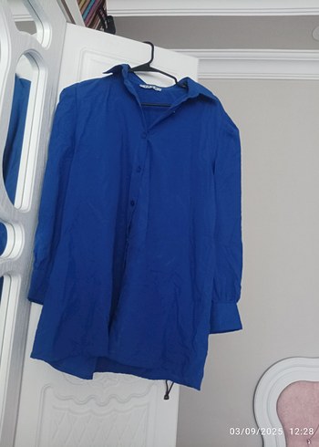 Düğmeli Mavi Kadın Gömlek - Görsel 2