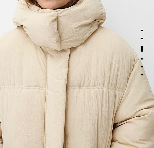 m Beden ten rengi Renk Bershka kapşonlu mont