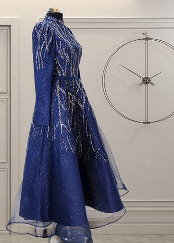 İnci İşlemeli Mavi Uzun Abiye Elbise - Görsel 3