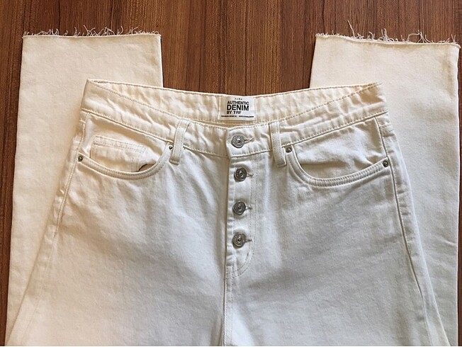 40 Beden Zara krem rengi jean