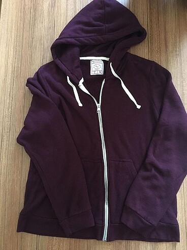 Pull and Bear Pull&Bear bordo fermuarlı,kapüşonlu sweatshirt.
