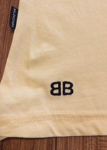 Balenciaga-Yazı Baskılı Erkek Tişört - Görsel 7