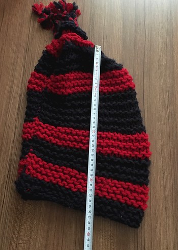 Kırmızı Siyah Çizgili Örgü Kadın Bere - Görsel 5