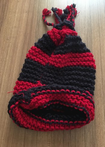 Kırmızı Siyah Çizgili Örgü Kadın Bere - Görsel 2