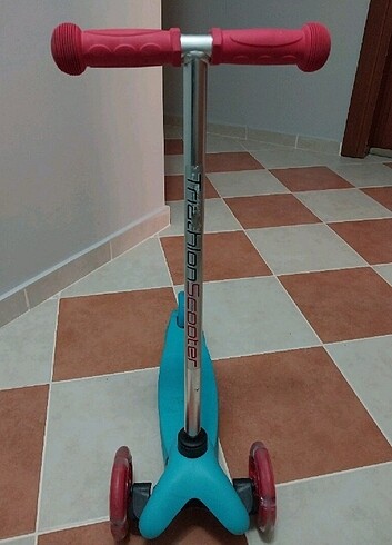 Diğer Triatlon isikli scooter