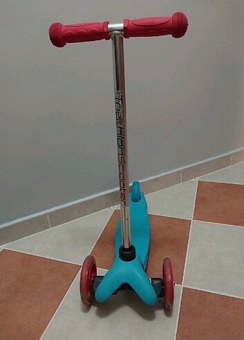  Beden Triatlon isikli scooter