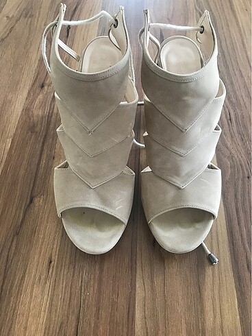 Platformlu topuklu ayakkabı - Görsel 6