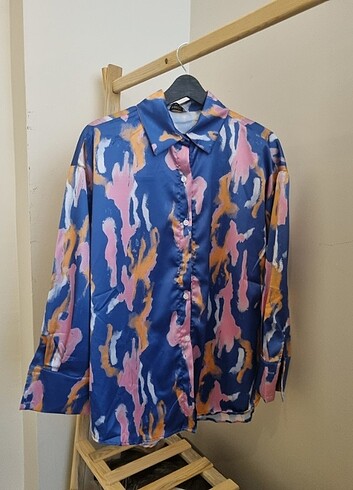 diğer Beden çeşitli Renk Saten Gömlek S/M/L beden