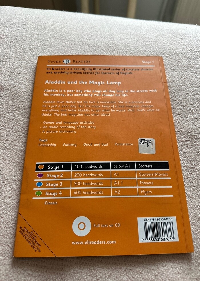 İngilizce Aladdin hikaye kitabı - Görsel 3