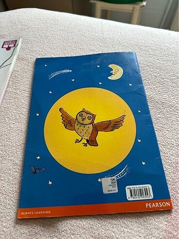 I looked through my window İngilizce hikaye kitabı - Görsel 3