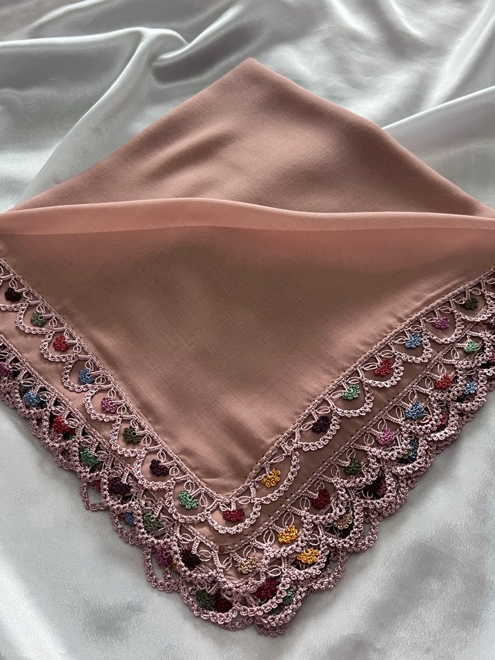 Dantel Kenarlı Kadın Tülbent - Görsel 2