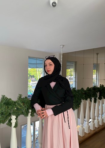 Siyah bağlamalı blazer ceket - Görsel 2