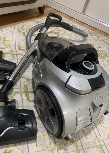 Gri Renkli Elektrikli Süpürge Vestel