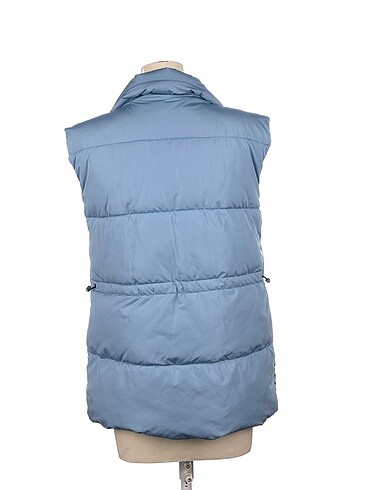 m Beden Stradivarius Yelek %70 İndirimli.