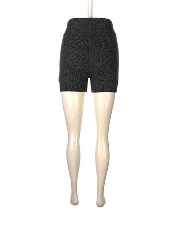 xs Beden Zara Mini Şort %70 İndirimli.