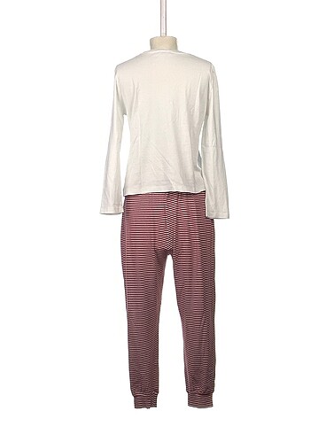 m Beden Oysho Pijama / Gecelik %70 İndirimli.