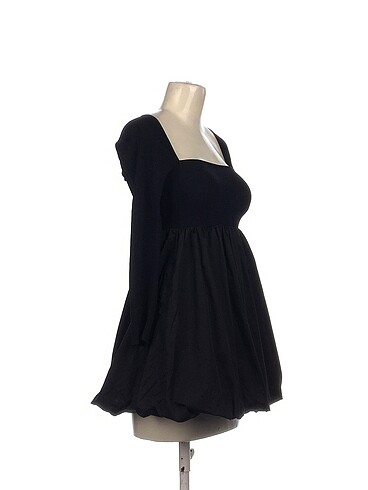 Zara Zara Kısa Elbise %70 İndirimli.
