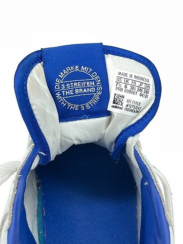 39,5 Beden beyaz Renk Adidas Spor Ayakkabı %70 İndirimli.