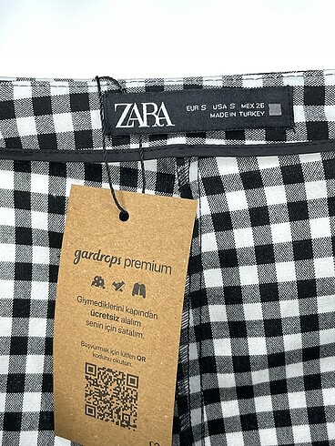s Beden çeşitli Renk Zara Mini Şort %70 İndirimli.