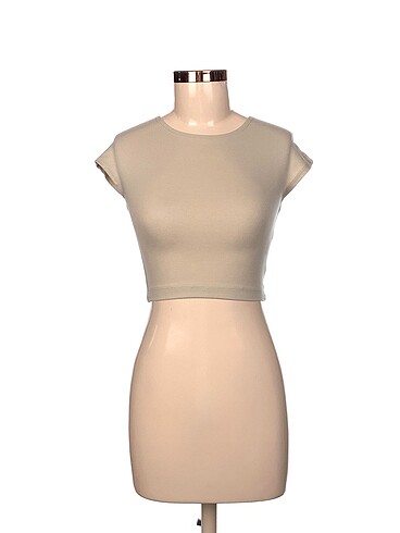 Zara T-shirt %70 İndirimli.