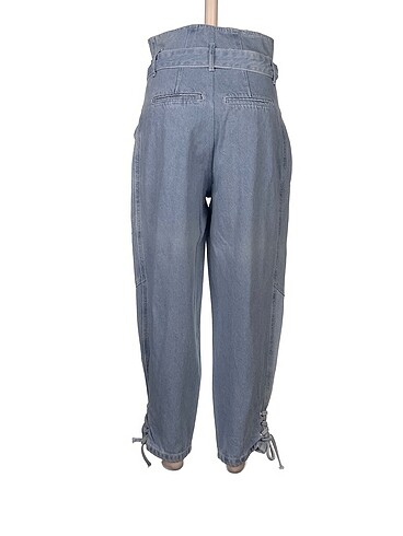 38 Beden Zara Jean / Kot %70 İndirimli.