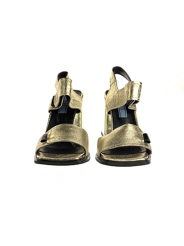 39 Beden ilvi Platform %70 İndirimli.