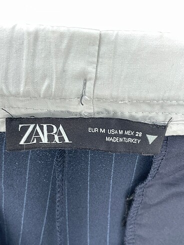 m Beden lacivert Renk Zara Düz Kesim %70 İndirimli.